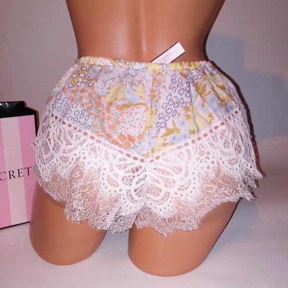 Victoria Secret Sleep Shorts - Picture 4 of 5
